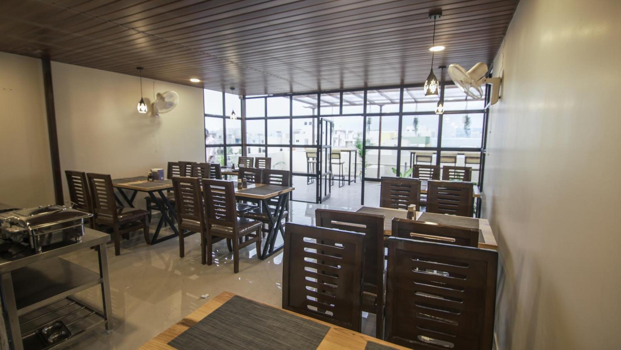Radhe Suites 海得拉巴 外观 照片