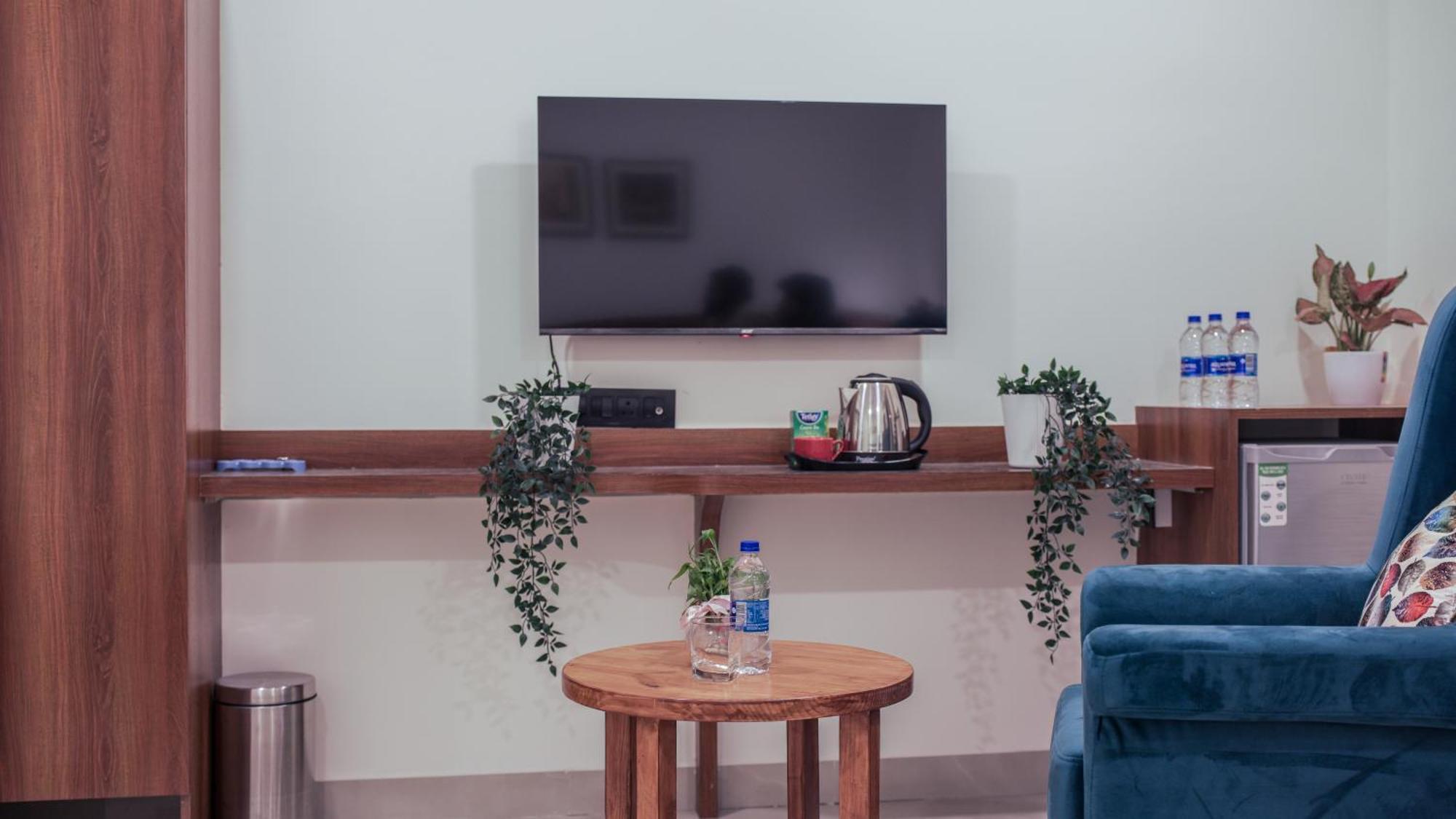 Radhe Suites 海得拉巴 外观 照片
