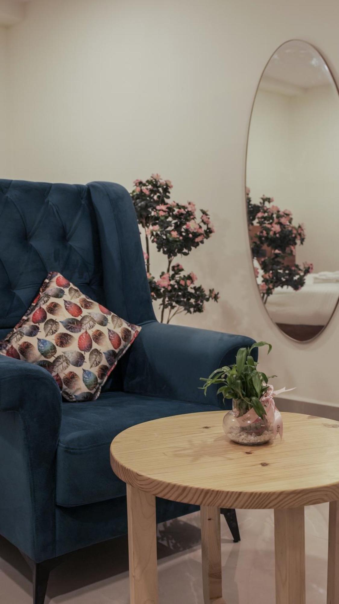 Radhe Suites 海得拉巴 外观 照片