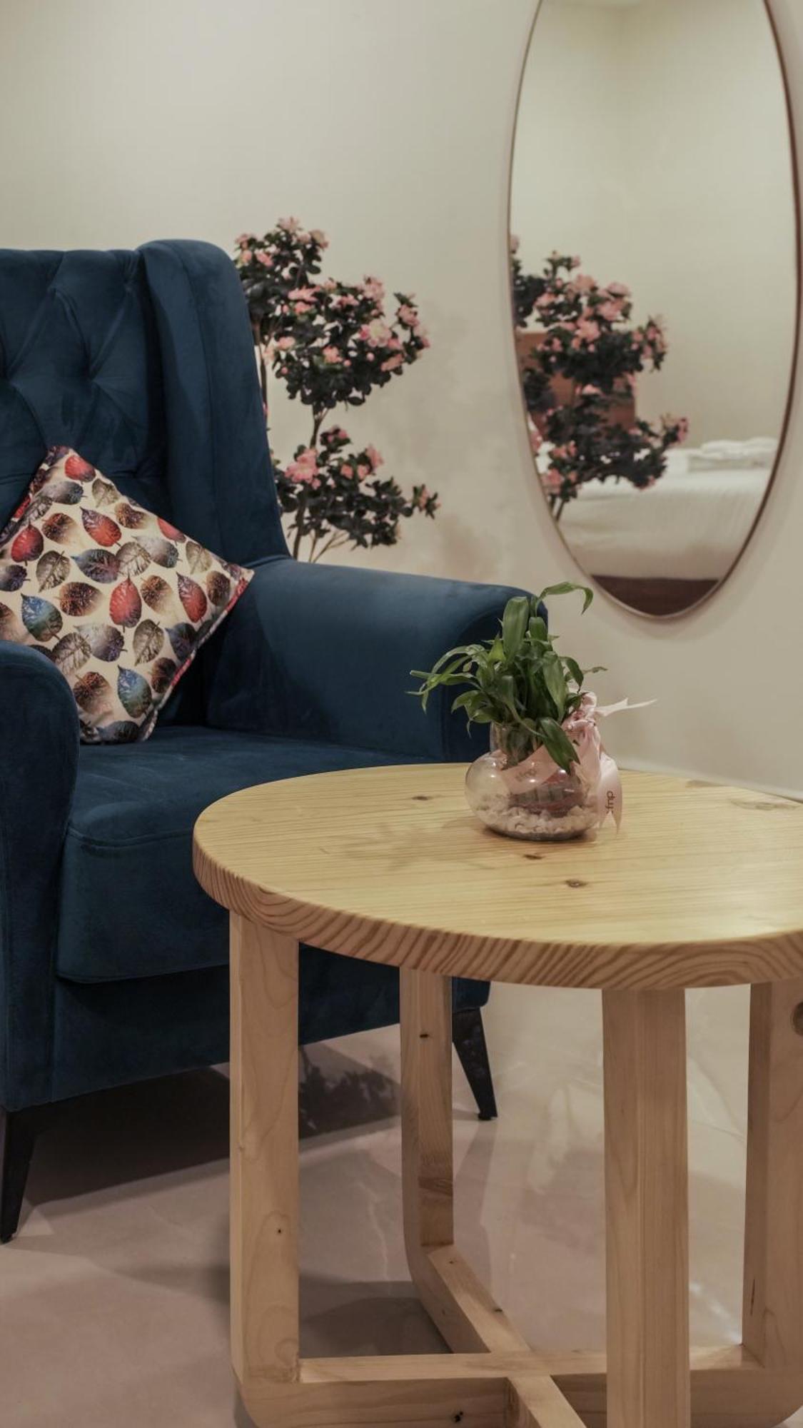 Radhe Suites 海得拉巴 外观 照片